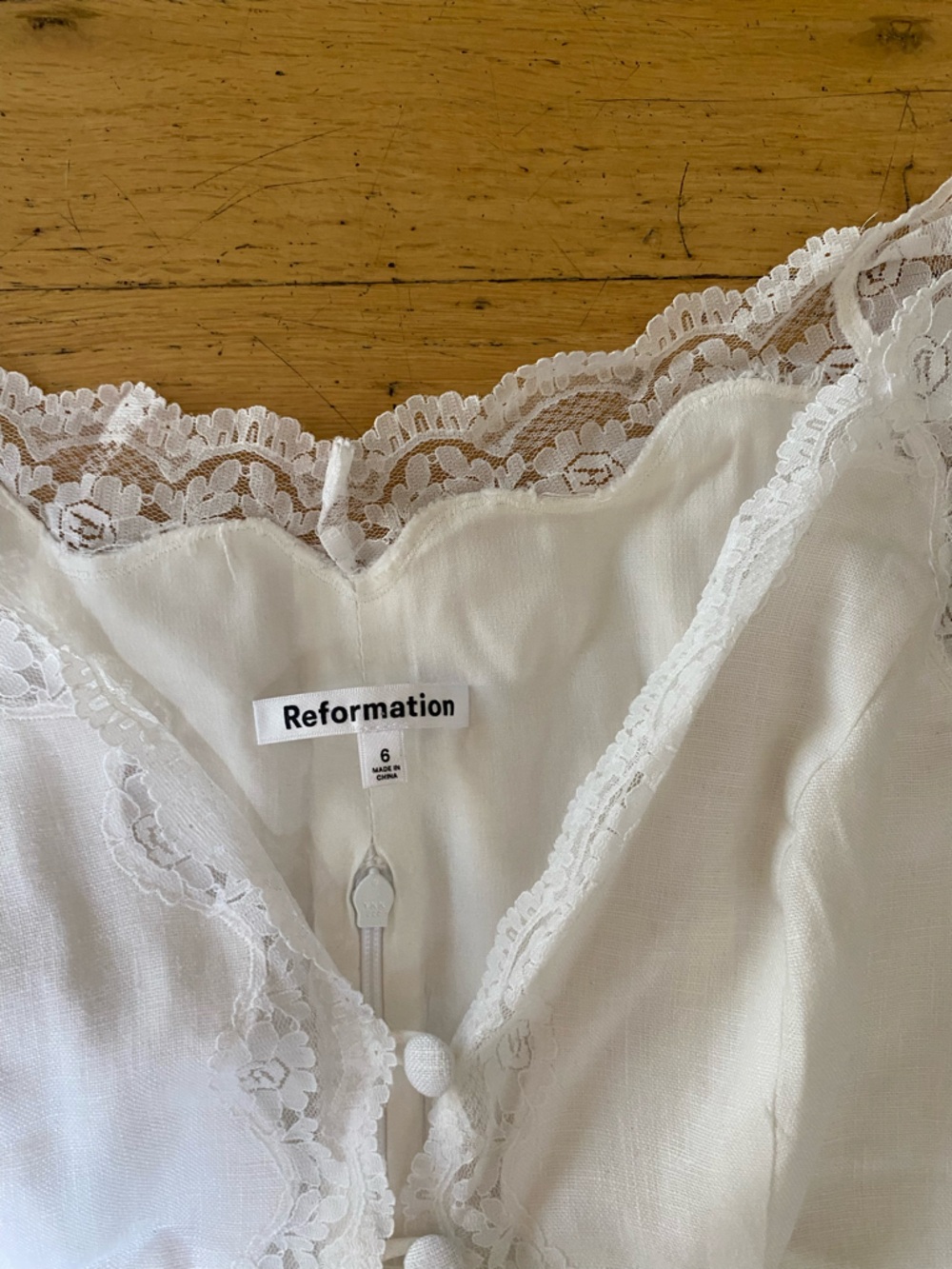 Reformation linen top. White. Size 6. Like new! - Picture 4 of 4